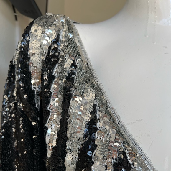 ✨ Vtg 80s Silk, Sequined, & Beaded Top - Judith Ann Creations brand - Picture 4 of 15